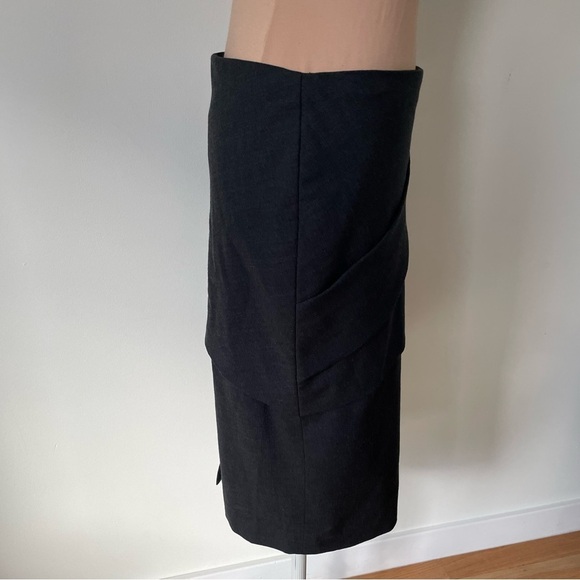 Brunello Cucinelli Virgin Wool Gray Asymmetric Detail Knee-Length Pencil Skirt 6 - Picture 5 of 12